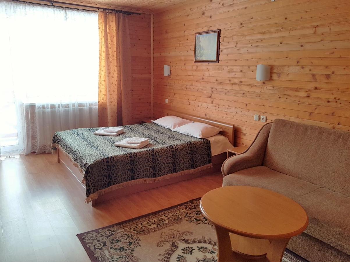 Karpatski Zori Hotel 부코벨 외부 사진