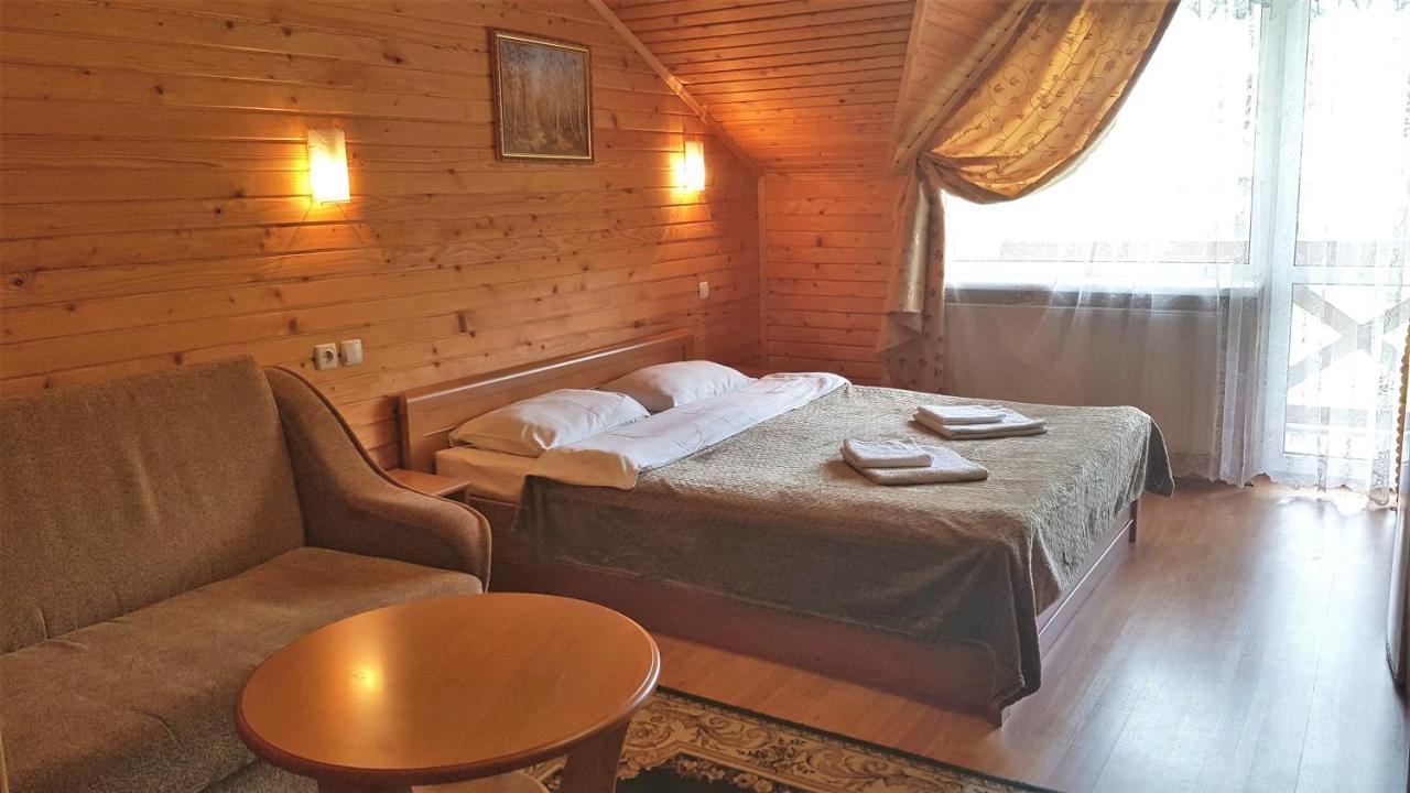 Karpatski Zori Hotel 부코벨 외부 사진