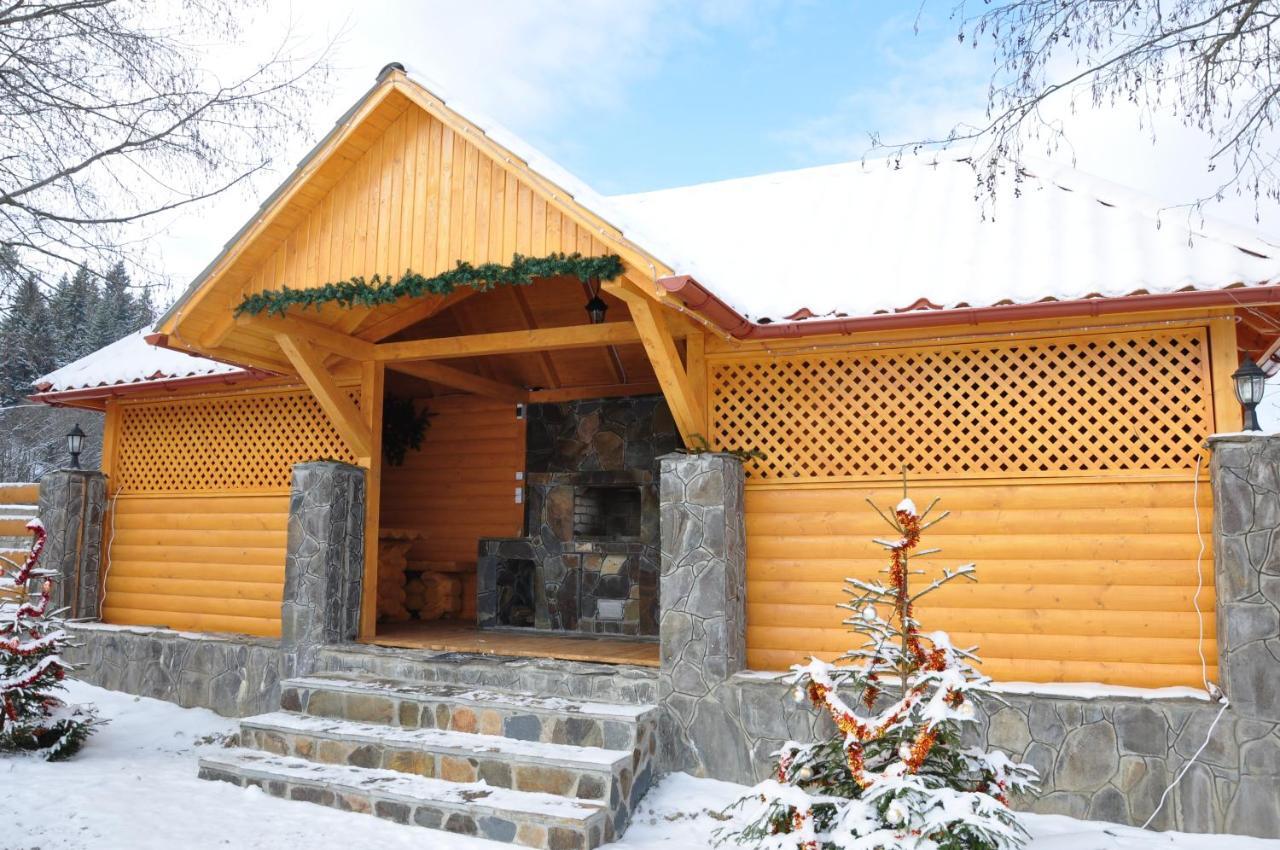 Karpatski Zori Hotel 부코벨 외부 사진