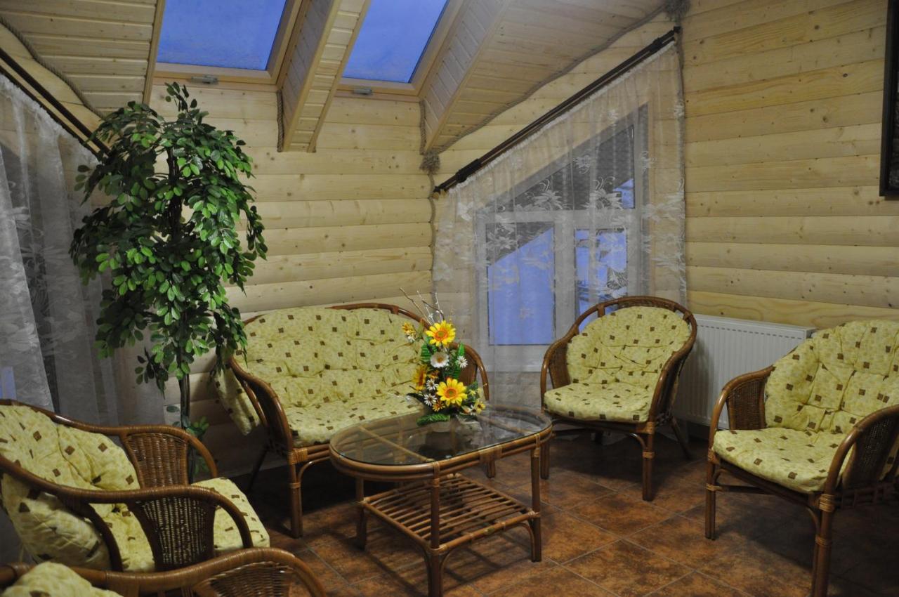 Karpatski Zori Hotel 부코벨 외부 사진